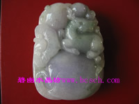天然冰底紫罗兰带绿俏色翡翠