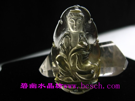 精雕磨砂黄水晶观音