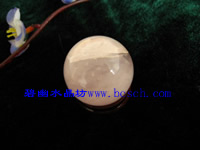 天然粉水晶球