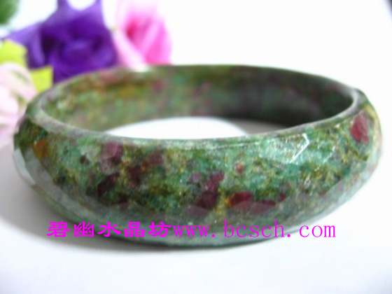 天然红绿宝刻面手镯